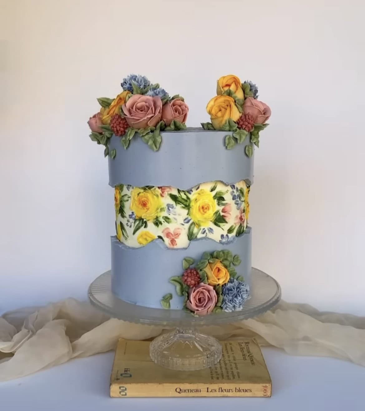 floral fault line cake