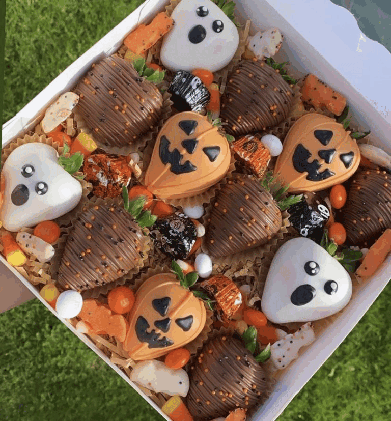 halloween inspired chocolate covered strawberries halloween inspired chocolate covered strawberries