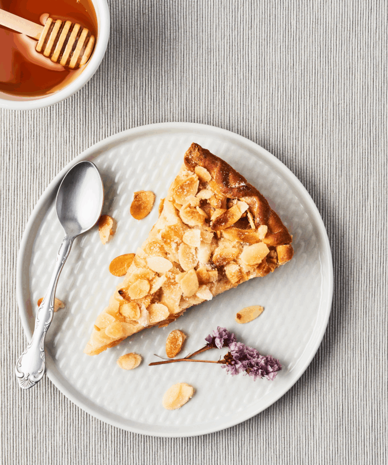 apple almond tart apple almond tart