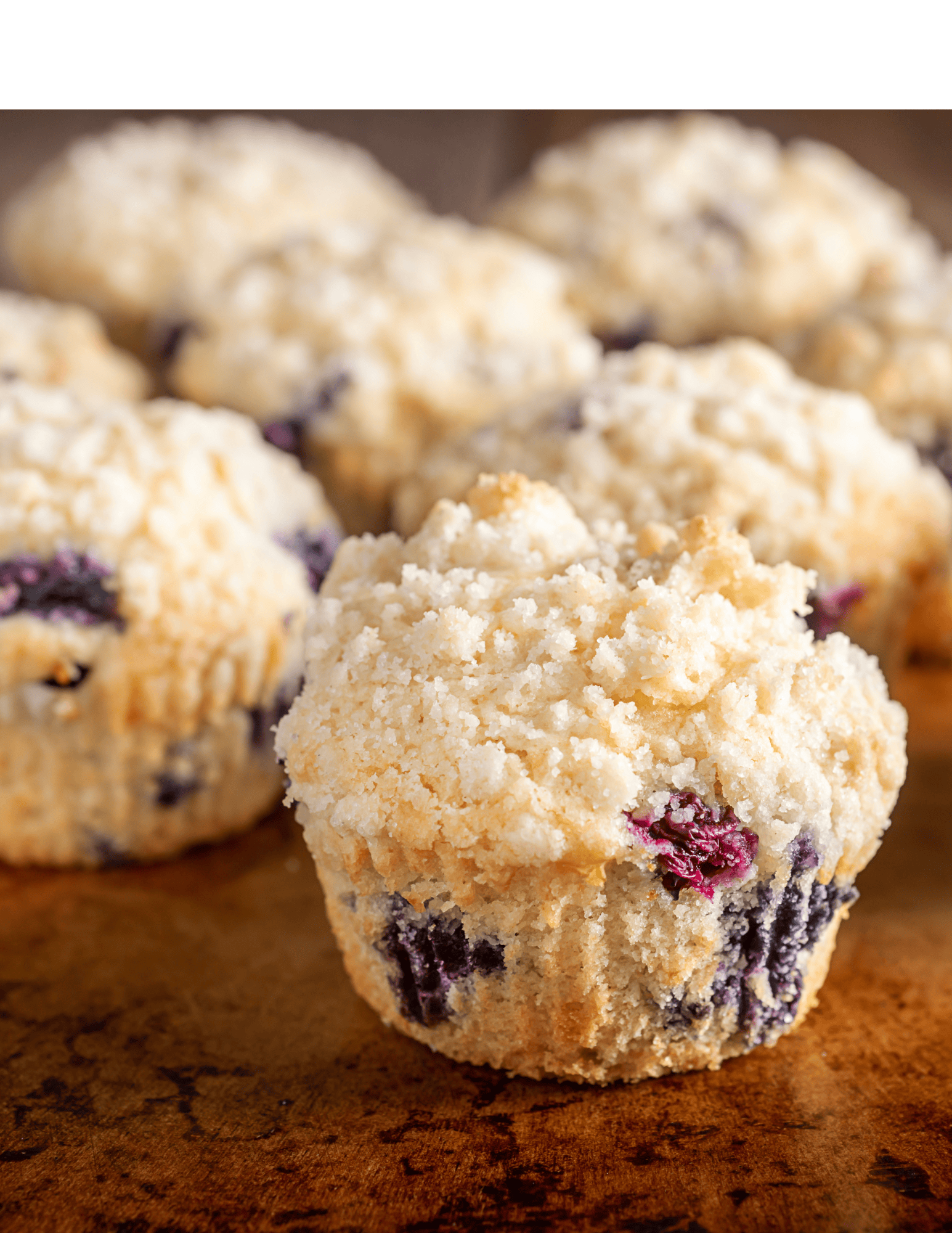 Delicious lemon blueberry muffins topped with crunchy streusel, perfect for breakfast or a sweet snack. Made with fresh blueberries and zesty lemon flavor, ideal for baking enthusiasts.